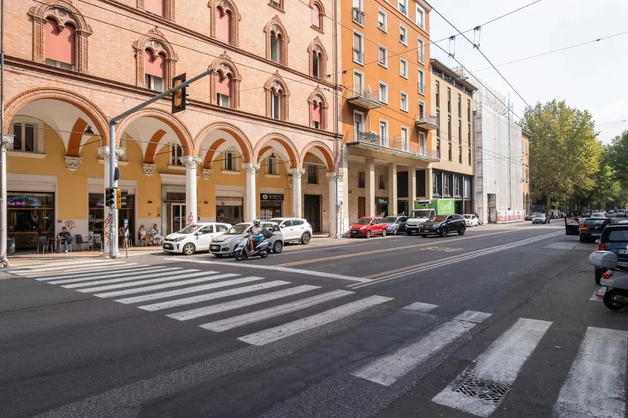A Due Passi Dalla Pinacoteca Apartment Bolonha