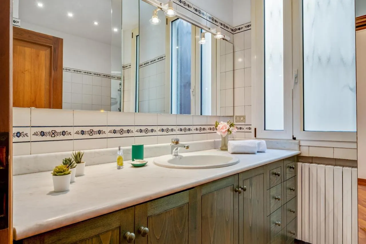 A Due Passi Dalla Pinacoteca Apartment Bolonha Itália